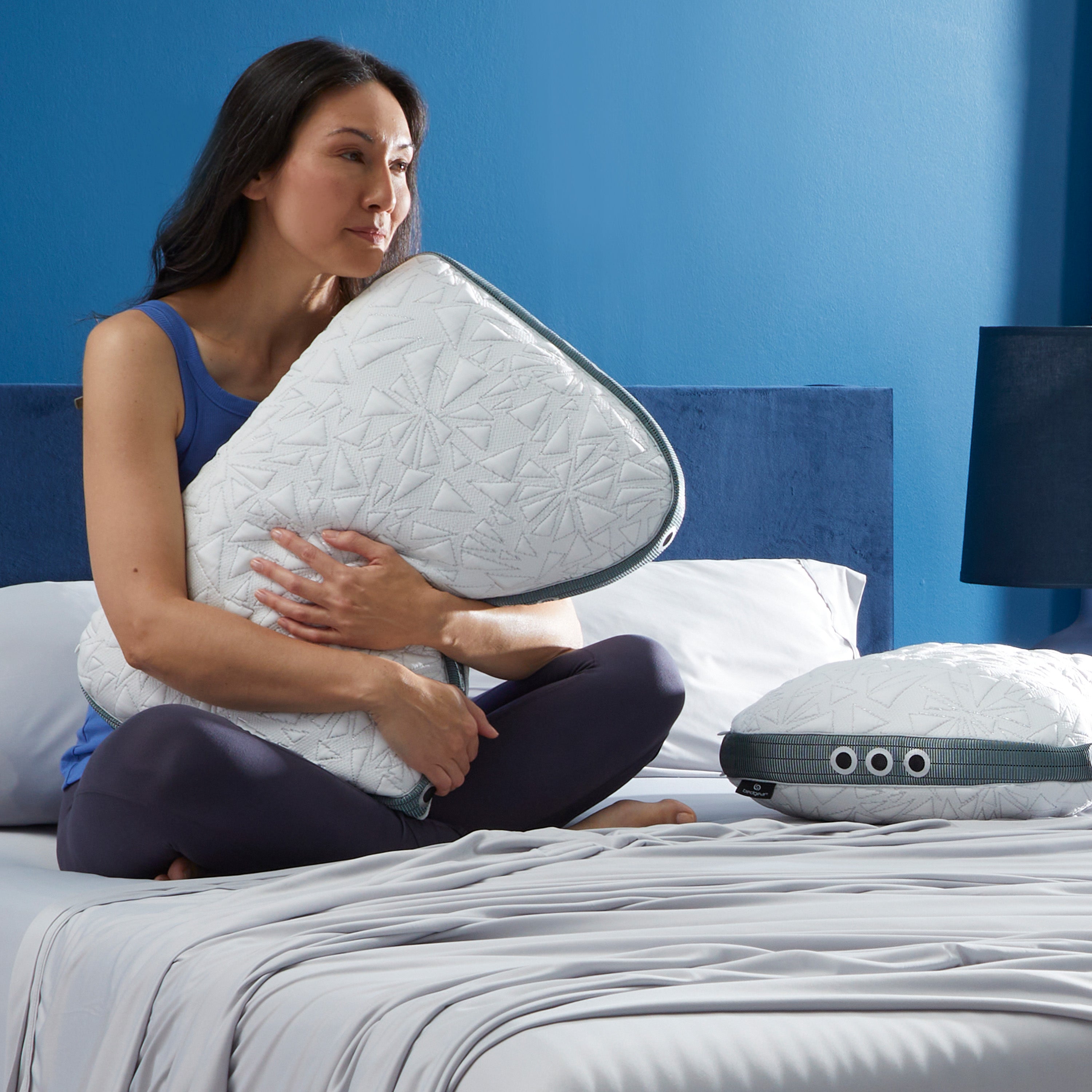 Storm Cuddle Curve Performance® Pillow